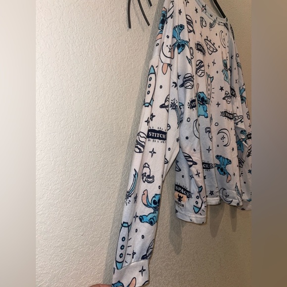 Disney Stitch Flannel Shirt All Over Graphic Size XL Soft Material - Picture 2 of 8